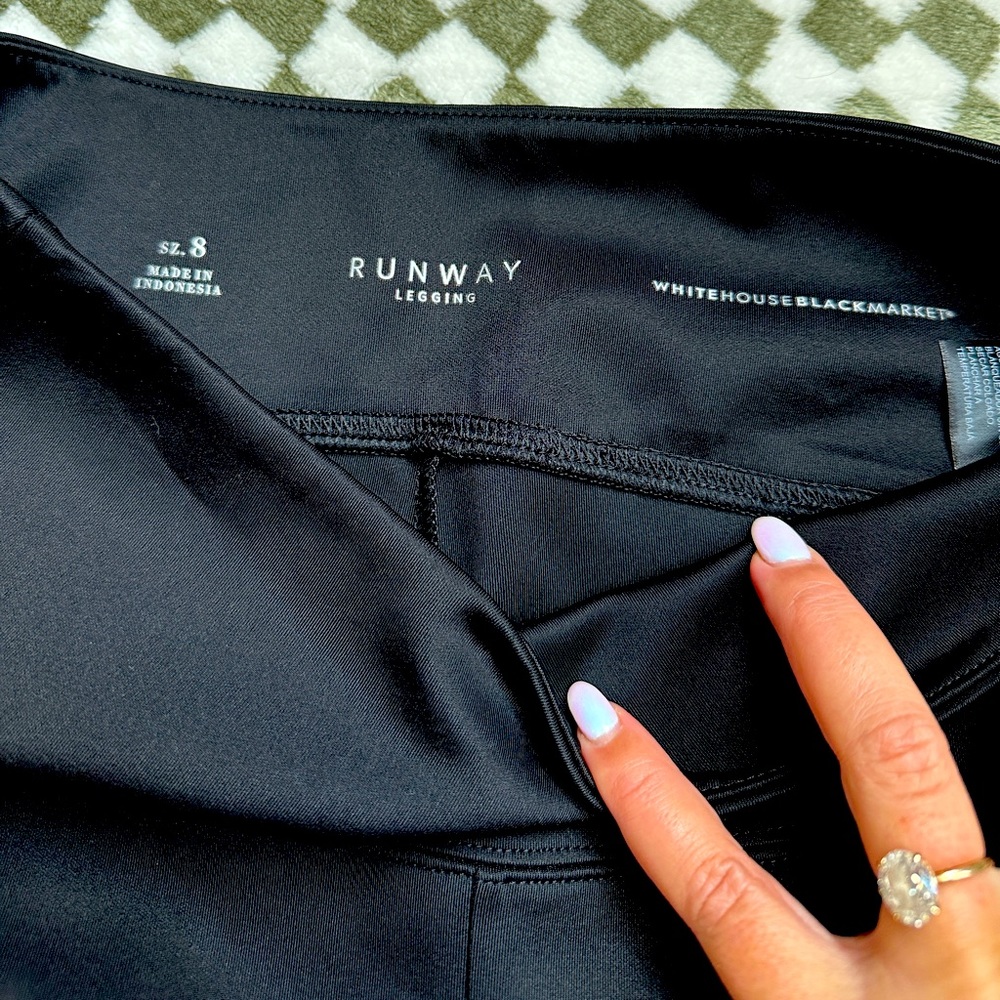 Brand new WHBM runway leggings